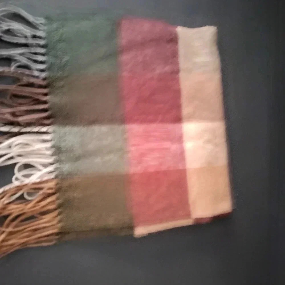 V. Fraas Cashmink Brown Rose plaid blend tassel Multifunctional Rectangle Scarf - Picture 9 of 9